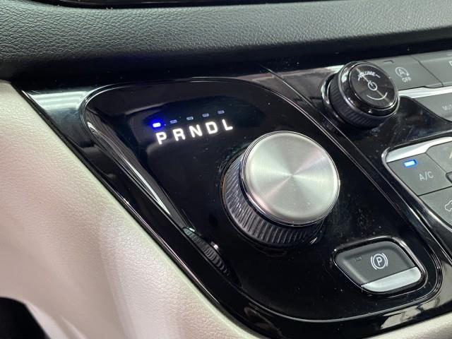 Used Chrysler Pacifica Touring L 2020 | Queens Auto Mall. Richmond Hill, New York Used Chrysler Pacifica Touring L 2020 | Queens Auto Mall. Richmond Hill, New York