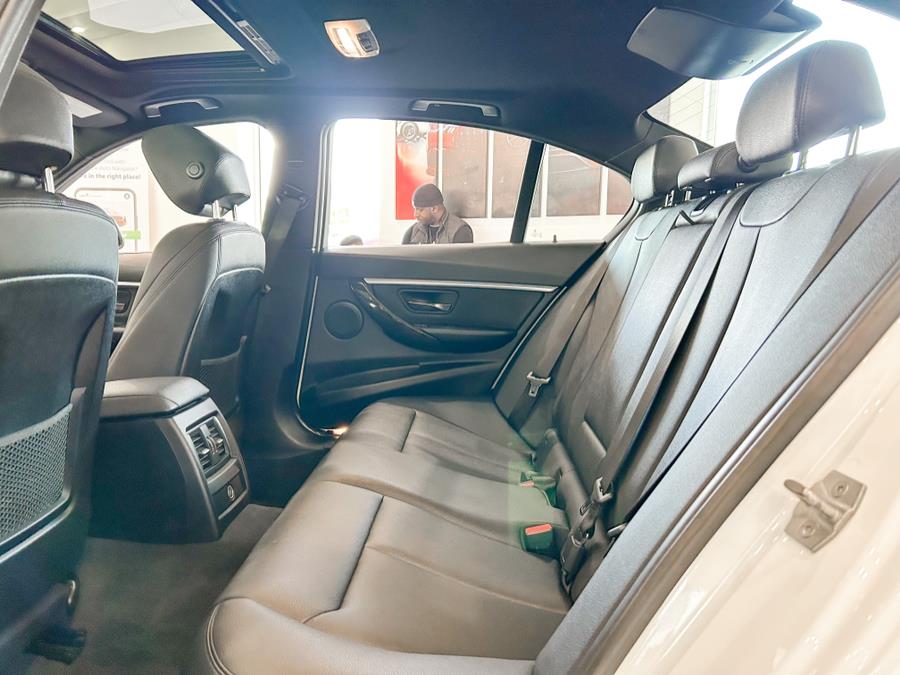 Used BMW 3 Series 330i xDrive Sedan 2018 | Luxury Motor Club. Franklin Square, New York Used BMW 3 Series 330i xDrive Sedan 2018 | Luxury Motor Club. Franklin Square, New York
