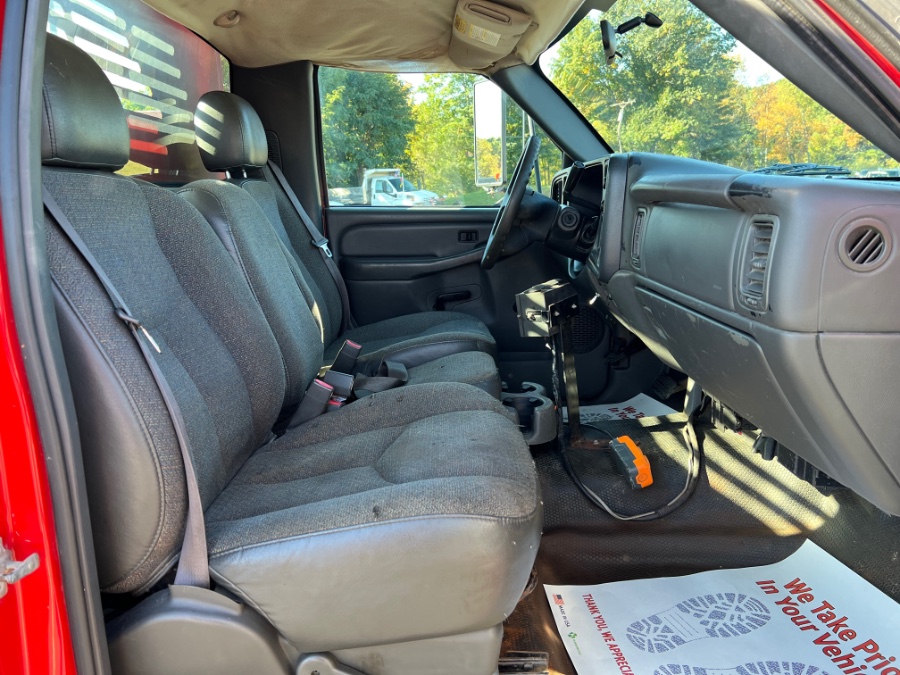 Used Chevrolet Silverado 3500 Reg Cab 161.5" WB, 84.9" CA WT 2004 | Marsh Auto Sales LLC. Ortonville, Michigan Used Chevrolet Silverado 3500 Reg Cab 161.5" WB, 84.9" CA WT 2004 | Marsh Auto Sales LLC. Ortonville, Michigan