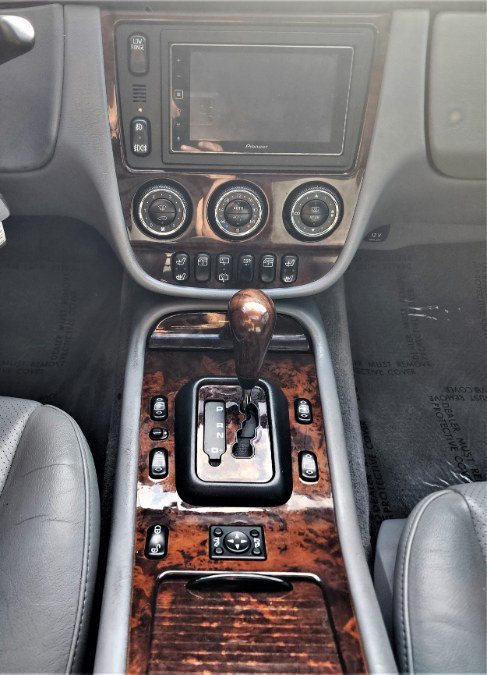 Used Mercedes-Benz M-Class 4dr AWD 5.0L 2002 | Temple Hills Used Car. Temple Hills, Maryland Used Mercedes-Benz M-Class 4dr AWD 5.0L 2002 | Temple Hills Used Car. Temple Hills, Maryland