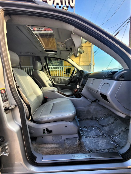 Used Mercedes-Benz M-Class 4dr AWD 5.0L 2002 | Temple Hills Used Car. Temple Hills, Maryland Used Mercedes-Benz M-Class 4dr AWD 5.0L 2002 | Temple Hills Used Car. Temple Hills, Maryland