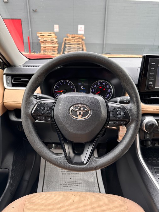 Used Toyota RAV4 LE AWD (Natl) 2019 | A-Tech. Medford, Massachusetts Used Toyota RAV4 LE AWD (Natl) 2019 | A-Tech. Medford, Massachusetts