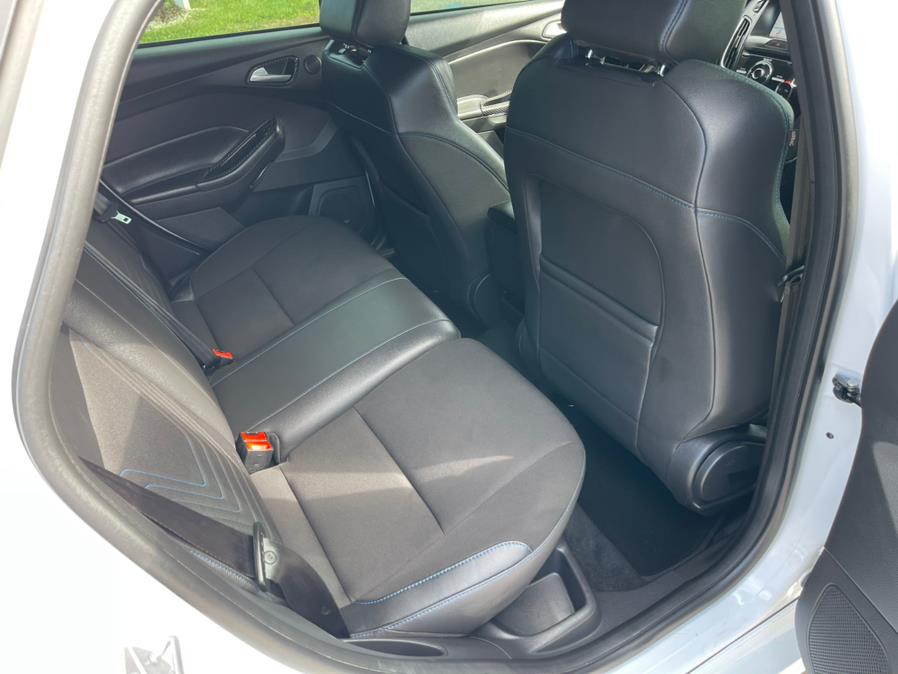 2017 Ford Focus RS Hatch, available for sale in South Windsor, Connecticut | Mike And Tony Auto Sales, Inc. South Windsor, Connecticut 2017 Ford Focus RS Hatch, available for sale in South Windsor, Connecticut | Mike And Tony Auto Sales, Inc. South Windsor, Connecticut