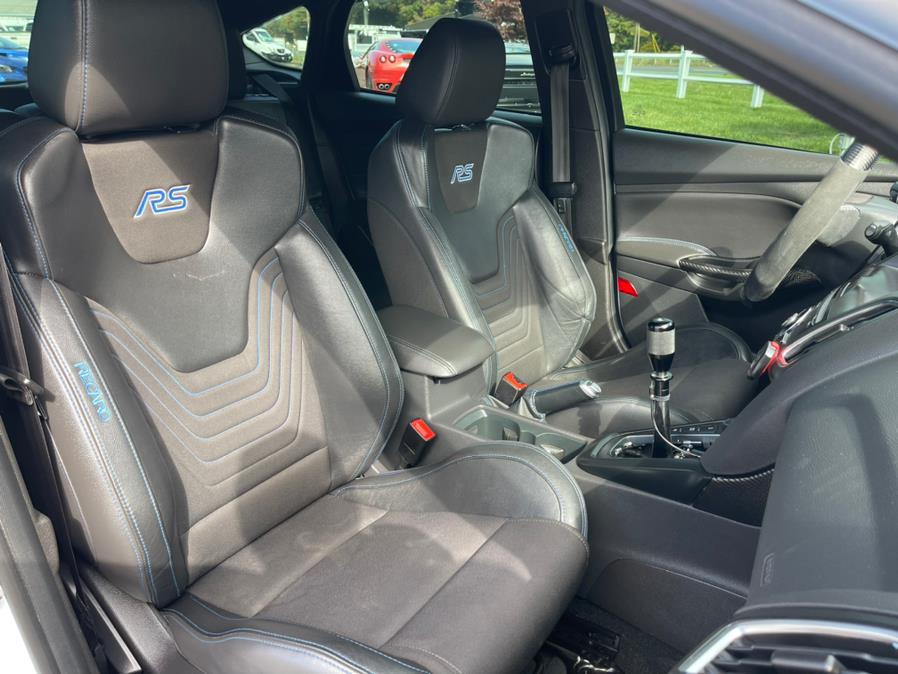 2017 Ford Focus RS Hatch, available for sale in South Windsor, Connecticut | Mike And Tony Auto Sales, Inc. South Windsor, Connecticut 2017 Ford Focus RS Hatch, available for sale in South Windsor, Connecticut | Mike And Tony Auto Sales, Inc. South Windsor, Connecticut