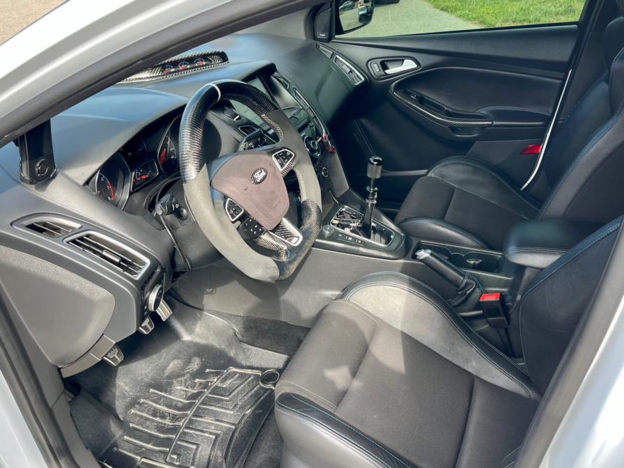 2017 Ford Focus RS Hatch, available for sale in South Windsor, Connecticut | Mike And Tony Auto Sales, Inc. South Windsor, Connecticut 2017 Ford Focus RS Hatch, available for sale in South Windsor, Connecticut | Mike And Tony Auto Sales, Inc. South Windsor, Connecticut