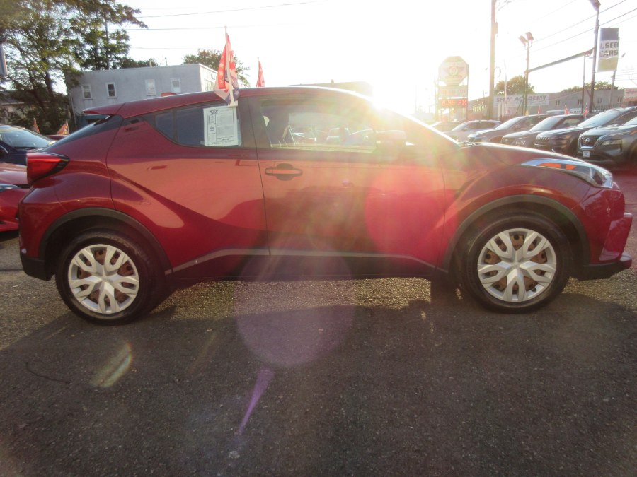 2019 Toyota C-HR LE FWD (Natl), available for sale in Linden, New Jersey | Route 27 Auto Mall. Linden, New Jersey 2019 Toyota C-HR LE FWD (Natl), available for sale in Linden, New Jersey | Route 27 Auto Mall. Linden, New Jersey