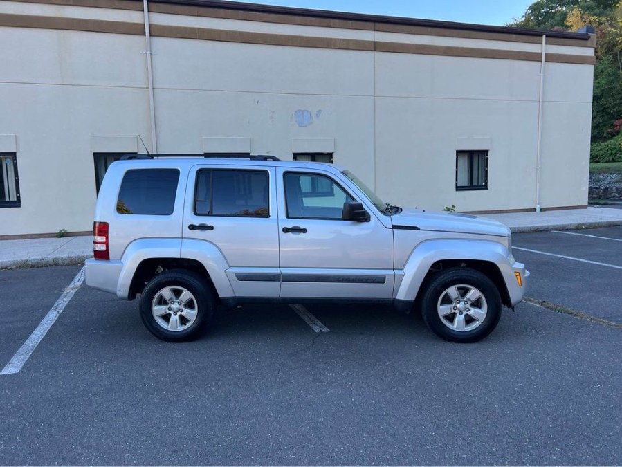 2011 Jeep Liberty 4WD 4dr Sport, available for sale in Waterbury, Connecticut | WT Auto LLC. Waterbury, Connecticut 2011 Jeep Liberty 4WD 4dr Sport, available for sale in Waterbury, Connecticut | WT Auto LLC. Waterbury, Connecticut