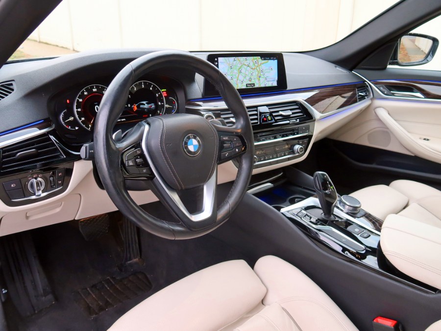 2019 BMW 5 Series 530i xDrive Sport Line Package, available for sale in Great Neck, New York | Auto Expo Ent Inc.. Great Neck, New York 2019 BMW 5 Series 530i xDrive Sport Line Package, available for sale in Great Neck, New York | Auto Expo Ent Inc.. Great Neck, New York