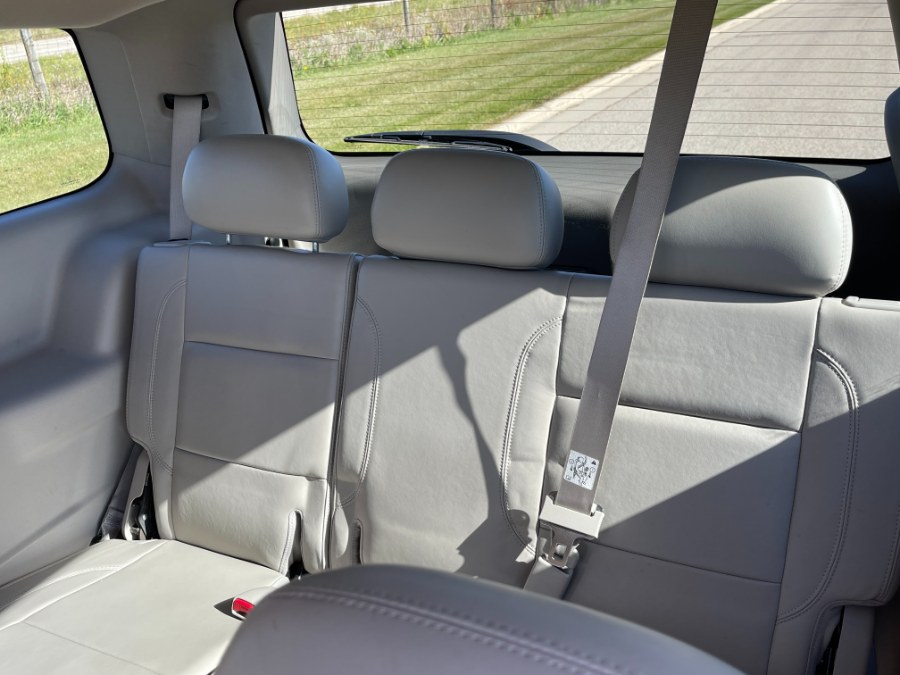2007 Chrysler Aspen 4WD 4dr Limited, available for sale in Darien, Wisconsin | Geneva Motor Cars. Darien, Wisconsin 2007 Chrysler Aspen 4WD 4dr Limited, available for sale in Darien, Wisconsin | Geneva Motor Cars. Darien, Wisconsin
