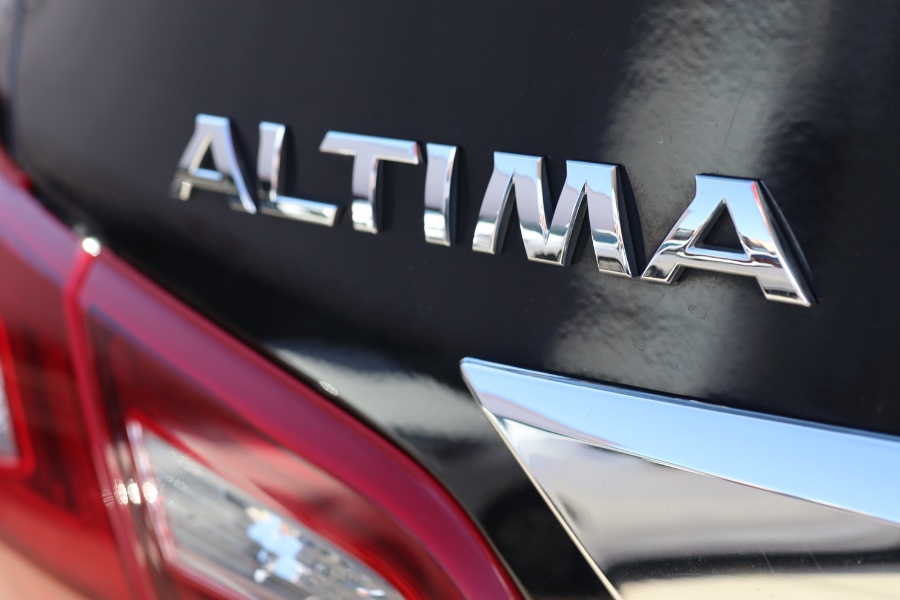 2018 Nissan Altima 2.5 S Sedan, available for sale in Jamaica, New York | Hillside Auto Mall Inc.. Jamaica, New York 2018 Nissan Altima 2.5 S Sedan, available for sale in Jamaica, New York | Hillside Auto Mall Inc.. Jamaica, New York