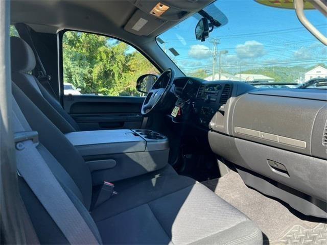 2012 Chevrolet Silverado 1500 LT, available for sale in Stratford, Connecticut | Wiz Leasing Inc. Stratford, Connecticut 2012 Chevrolet Silverado 1500 LT, available for sale in Stratford, Connecticut | Wiz Leasing Inc. Stratford, Connecticut