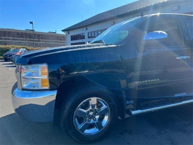 2012 Chevrolet Silverado 1500 LT, available for sale in Stratford, Connecticut | Wiz Leasing Inc. Stratford, Connecticut 2012 Chevrolet Silverado 1500 LT, available for sale in Stratford, Connecticut | Wiz Leasing Inc. Stratford, Connecticut