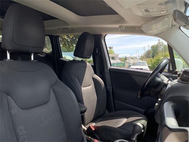 Used Jeep Renegade Latitude 2016 | Wiz Leasing Inc. Stratford, Connecticut Used Jeep Renegade Latitude 2016 | Wiz Leasing Inc. Stratford, Connecticut