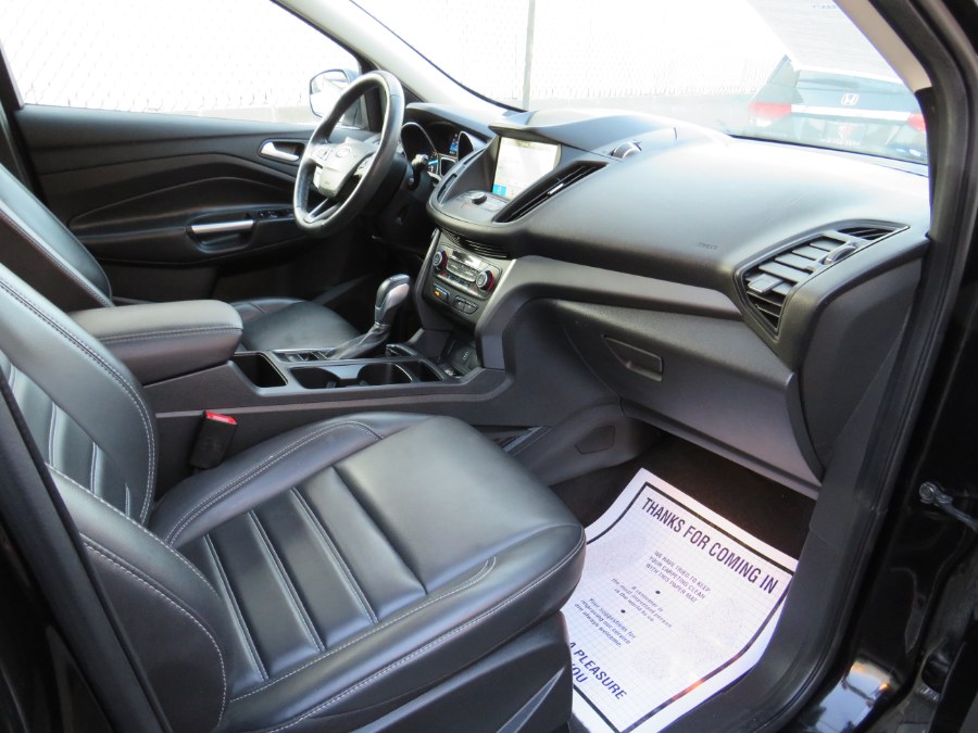 Used Ford Escape SEL PANO 2019 | Road Masters II INC. Middle Village, New York Used Ford Escape SEL PANO 2019 | Road Masters II INC. Middle Village, New York