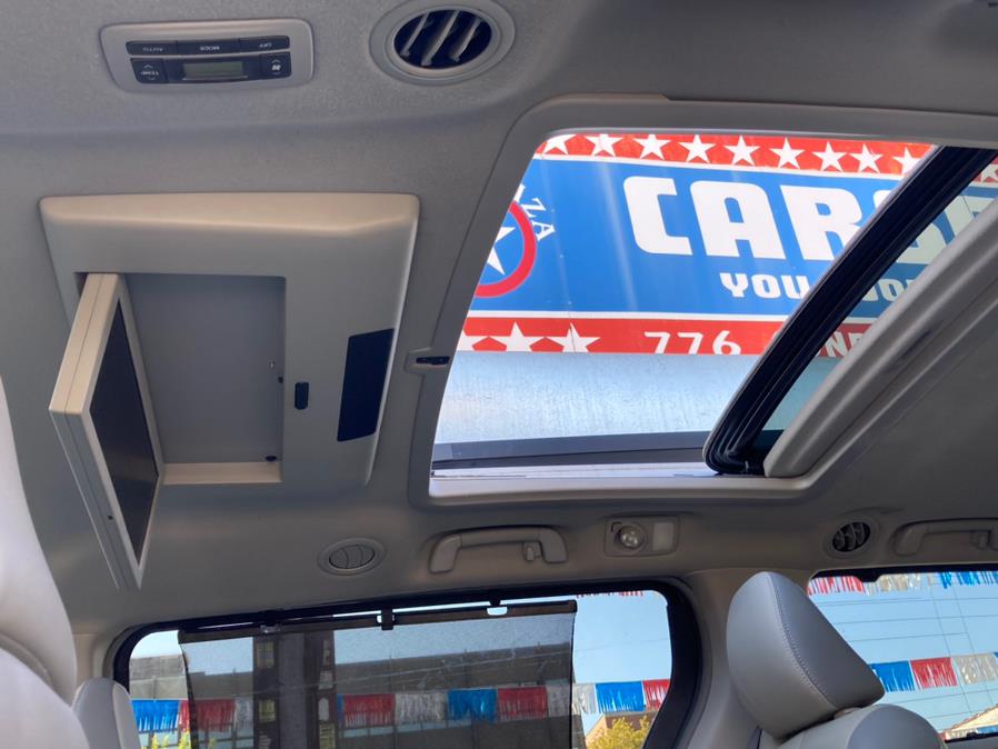 2014 Toyota Sienna 5dr 7-Pass Van V6 XLE AWD (Natl), available for sale in Brooklyn, New York | Carsbuck Inc.. Brooklyn, New York 2014 Toyota Sienna 5dr 7-Pass Van V6 XLE AWD (Natl), available for sale in Brooklyn, New York | Carsbuck Inc.. Brooklyn, New York