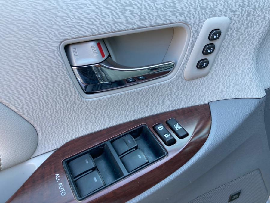 2014 Toyota Sienna 5dr 7-Pass Van V6 XLE AWD (Natl), available for sale in Brooklyn, New York | Carsbuck Inc.. Brooklyn, New York 2014 Toyota Sienna 5dr 7-Pass Van V6 XLE AWD (Natl), available for sale in Brooklyn, New York | Carsbuck Inc.. Brooklyn, New York