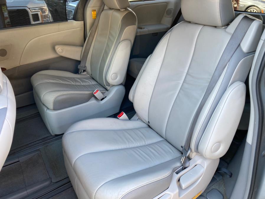 2014 Toyota Sienna 5dr 7-Pass Van V6 XLE AWD (Natl), available for sale in Brooklyn, New York | Carsbuck Inc.. Brooklyn, New York 2014 Toyota Sienna 5dr 7-Pass Van V6 XLE AWD (Natl), available for sale in Brooklyn, New York | Carsbuck Inc.. Brooklyn, New York