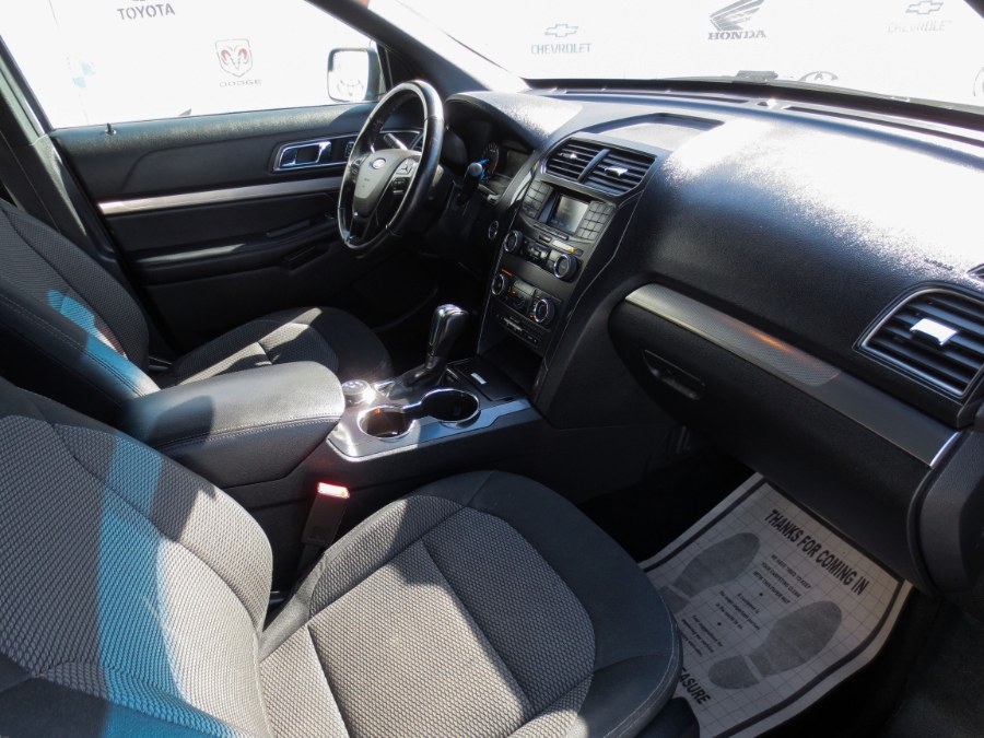 2018 Ford Explorer XLT 4WD, available for sale in Santa Ana, California | Auto Max Of Santa Ana. Santa Ana, California 2018 Ford Explorer XLT 4WD, available for sale in Santa Ana, California | Auto Max Of Santa Ana. Santa Ana, California