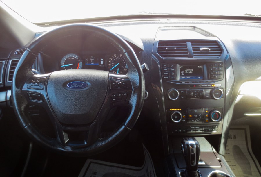 2018 Ford Explorer XLT 4WD, available for sale in Santa Ana, California | Auto Max Of Santa Ana. Santa Ana, California 2018 Ford Explorer XLT 4WD, available for sale in Santa Ana, California | Auto Max Of Santa Ana. Santa Ana, California