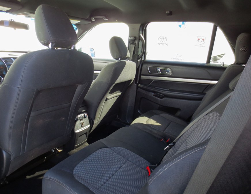 2018 Ford Explorer XLT 4WD, available for sale in Santa Ana, California | Auto Max Of Santa Ana. Santa Ana, California 2018 Ford Explorer XLT 4WD, available for sale in Santa Ana, California | Auto Max Of Santa Ana. Santa Ana, California