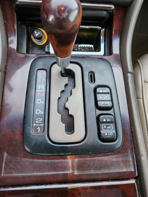 1997 Acura RL 4dr Sdn w/Premium Pkg, available for sale in Bristol, Connecticut | Dealmax Motors LLC. Bristol, Connecticut 1997 Acura RL 4dr Sdn w/Premium Pkg, available for sale in Bristol, Connecticut | Dealmax Motors LLC. Bristol, Connecticut