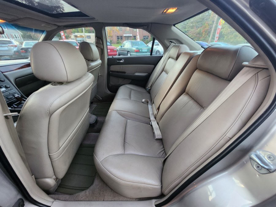 1997 Acura RL 4dr Sdn w/Premium Pkg, available for sale in Bristol, Connecticut | Dealmax Motors LLC. Bristol, Connecticut 1997 Acura RL 4dr Sdn w/Premium Pkg, available for sale in Bristol, Connecticut | Dealmax Motors LLC. Bristol, Connecticut
