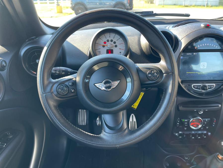 2014 MINI Cooper Countryman FWD 4dr S, available for sale in South Windsor, Connecticut | Mike And Tony Auto Sales, Inc. South Windsor, Connecticut 2014 MINI Cooper Countryman FWD 4dr S, available for sale in South Windsor, Connecticut | Mike And Tony Auto Sales, Inc. South Windsor, Connecticut