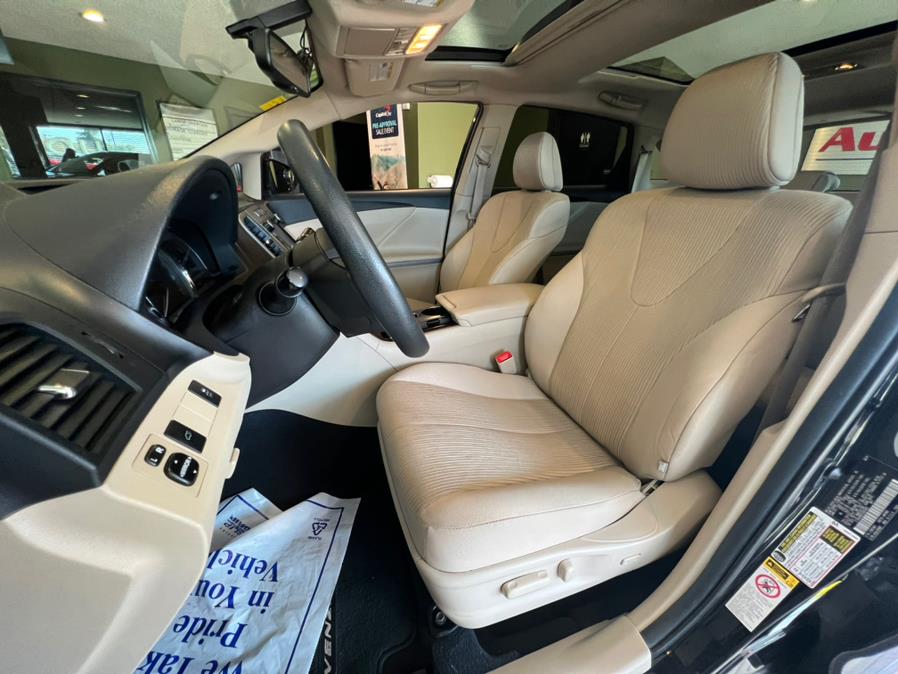 2014 Toyota Venza 4dr Wgn I4 AWD LE (Natl), available for sale in West Hartford, Connecticut | AutoMax. West Hartford, Connecticut 2014 Toyota Venza 4dr Wgn I4 AWD LE (Natl), available for sale in West Hartford, Connecticut | AutoMax. West Hartford, Connecticut