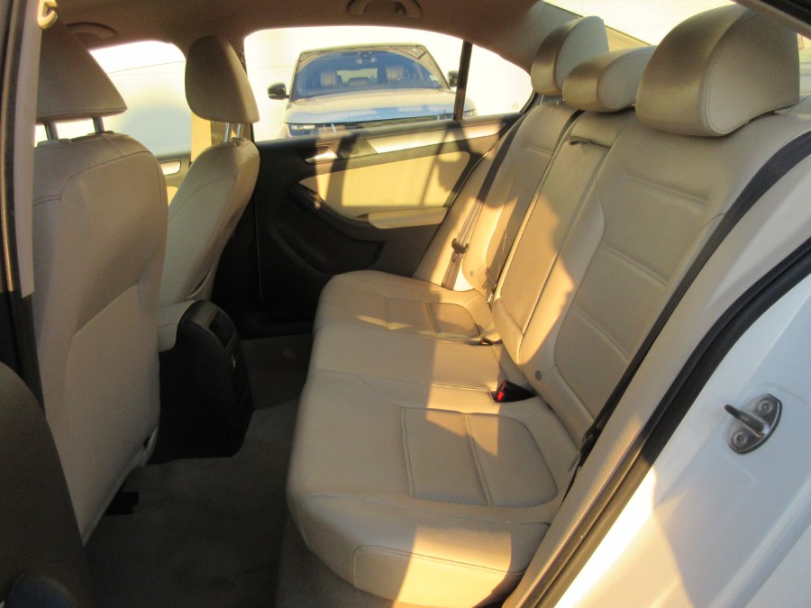 Used Volkswagen Jetta Sedan 4dr DSG TDI w/Premium *Ltd Avail* 2013 | Route 27 Auto Mall. Linden, New Jersey Used Volkswagen Jetta Sedan 4dr DSG TDI w/Premium *Ltd Avail* 2013 | Route 27 Auto Mall. Linden, New Jersey