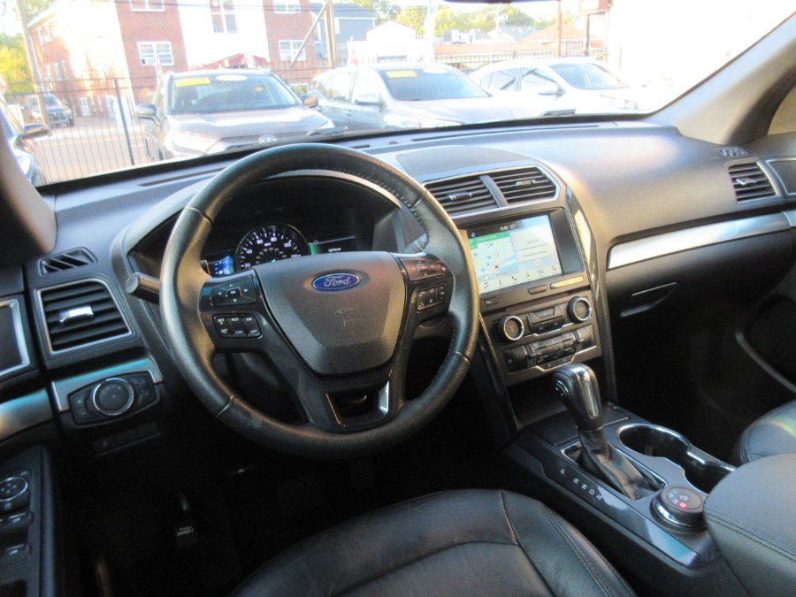 Used Ford Explorer XLT 4WD 2018 | Route 27 Auto Mall. Linden, New Jersey Used Ford Explorer XLT 4WD 2018 | Route 27 Auto Mall. Linden, New Jersey