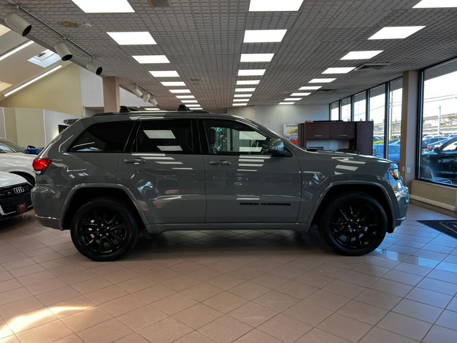 Used Jeep Grand Cherokee Altitude 4x4 2019 | Power Motors East. Massapequa Park, New York Used Jeep Grand Cherokee Altitude 4x4 2019 | Power Motors East. Massapequa Park, New York