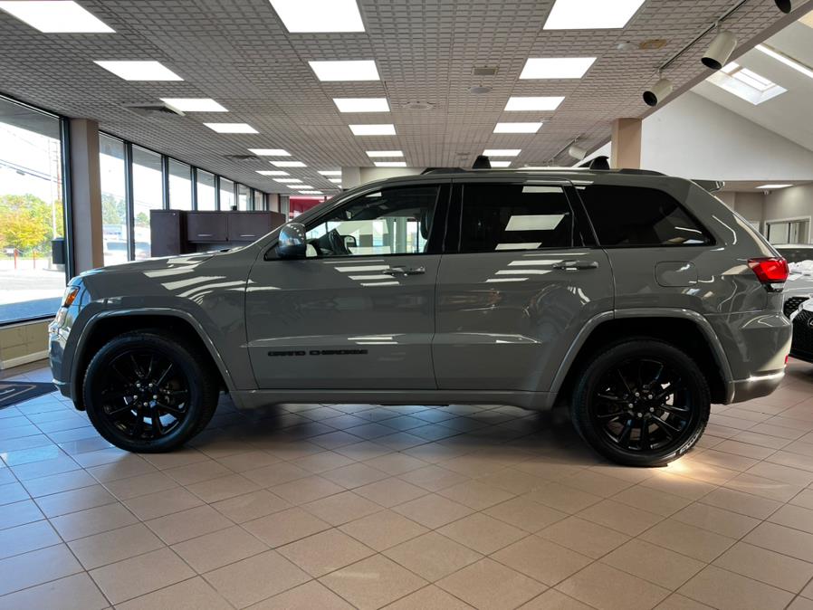 Used Jeep Grand Cherokee Altitude 4x4 2019 | Power Motors East. Massapequa Park, New York Used Jeep Grand Cherokee Altitude 4x4 2019 | Power Motors East. Massapequa Park, New York