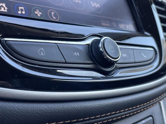 Used Chevrolet Trax LT 2021 | Blasius Federal Road. Brookfield, Connecticut Used Chevrolet Trax LT 2021 | Blasius Federal Road. Brookfield, Connecticut