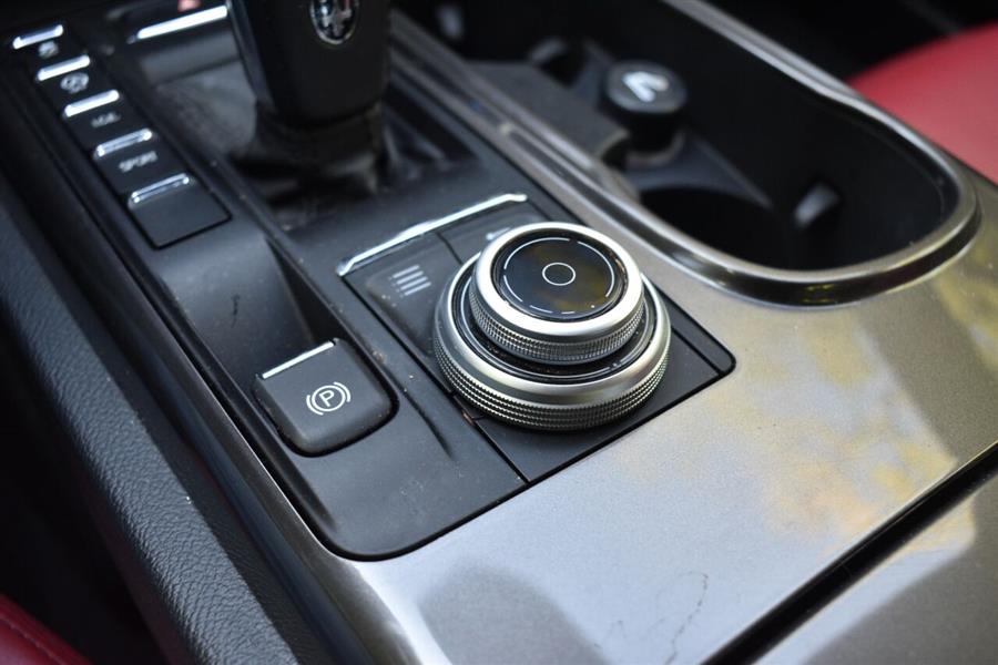 2019 Maserati Ghibli SQ4 AWD 4dr Sedan, available for sale in Great Neck, New York | Camy Cars. Great Neck, New York 2019 Maserati Ghibli SQ4 AWD 4dr Sedan, available for sale in Great Neck, New York | Camy Cars. Great Neck, New York