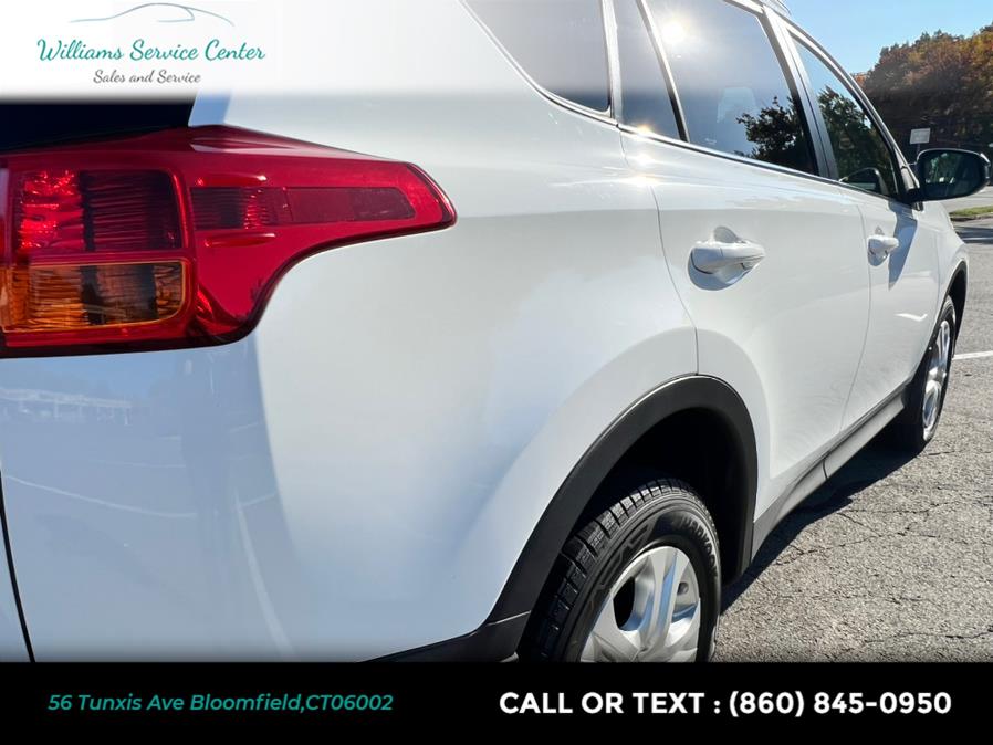 Used Toyota RAV4 AWD 4dr LE (Natl) 2015 | Williams Service Center. Bloomfield, Connecticut Used Toyota RAV4 AWD 4dr LE (Natl) 2015 | Williams Service Center. Bloomfield, Connecticut