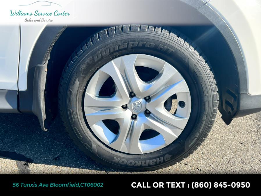 Used Toyota RAV4 AWD 4dr LE (Natl) 2015 | Williams Service Center. Bloomfield, Connecticut Used Toyota RAV4 AWD 4dr LE (Natl) 2015 | Williams Service Center. Bloomfield, Connecticut