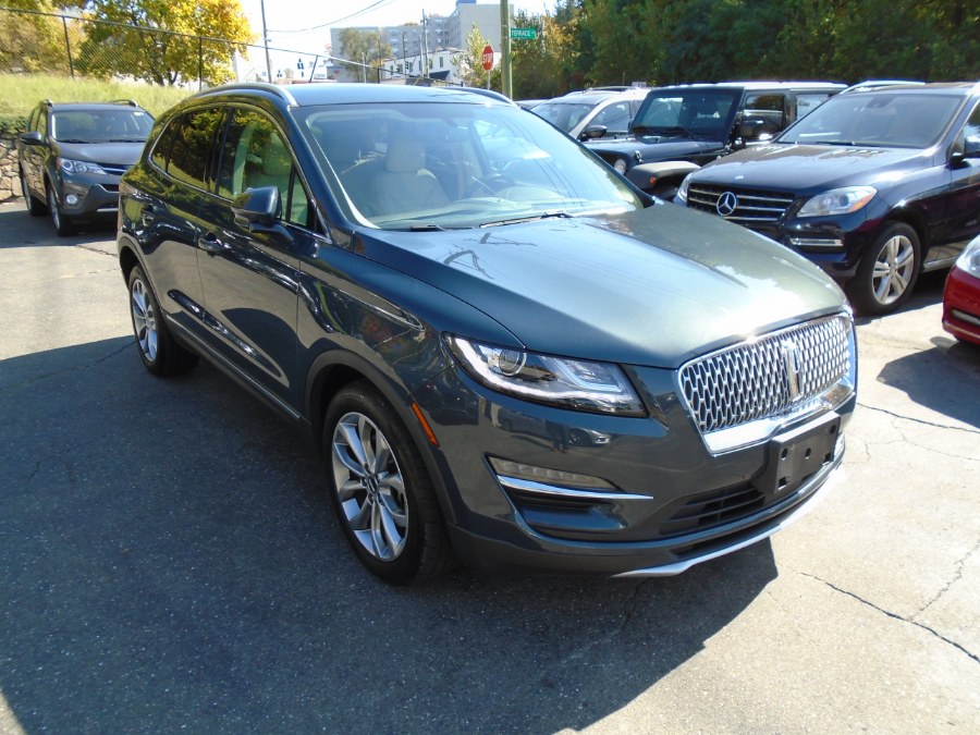 2019 Lincoln MKC Select FWD, available for sale in Waterbury, Connecticut | Jim Juliani Motors. Waterbury, Connecticut