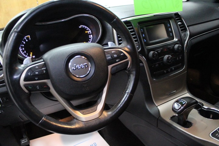 2014 Jeep Grand Cherokee 4WD 4dr Limited, available for sale in Plainville, Connecticut | New England Auto Sales LLC. Plainville, Connecticut 2014 Jeep Grand Cherokee 4WD 4dr Limited, available for sale in Plainville, Connecticut | New England Auto Sales LLC. Plainville, Connecticut