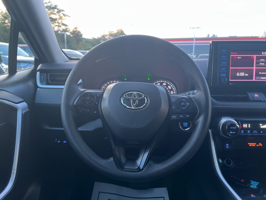 Used Toyota RAV4 XLE FWD (Natl) 2021 | Inman Motors Sales. Medford, Massachusetts Used Toyota RAV4 XLE FWD (Natl) 2021 | Inman Motors Sales. Medford, Massachusetts