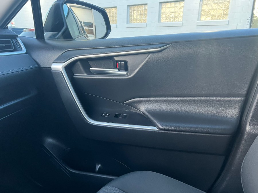 Used Toyota RAV4 XLE FWD (Natl) 2021 | Inman Motors Sales. Medford, Massachusetts Used Toyota RAV4 XLE FWD (Natl) 2021 | Inman Motors Sales. Medford, Massachusetts