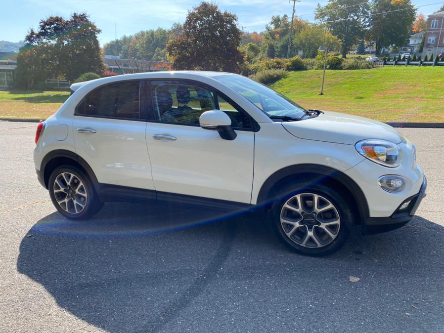 2016 FIAT 500X FWD 4dr Trekking, available for sale in Waterbury, Connecticut | Platinum Auto Care. Waterbury, Connecticut 2016 FIAT 500X FWD 4dr Trekking, available for sale in Waterbury, Connecticut | Platinum Auto Care. Waterbury, Connecticut