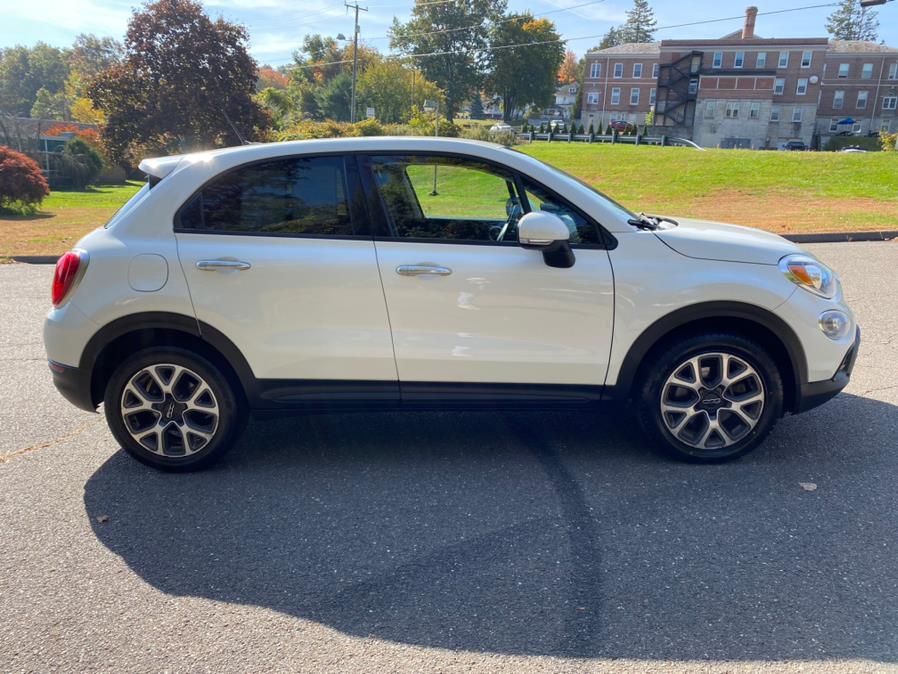 2016 FIAT 500X FWD 4dr Trekking, available for sale in Waterbury, Connecticut | Platinum Auto Care. Waterbury, Connecticut 2016 FIAT 500X FWD 4dr Trekking, available for sale in Waterbury, Connecticut | Platinum Auto Care. Waterbury, Connecticut