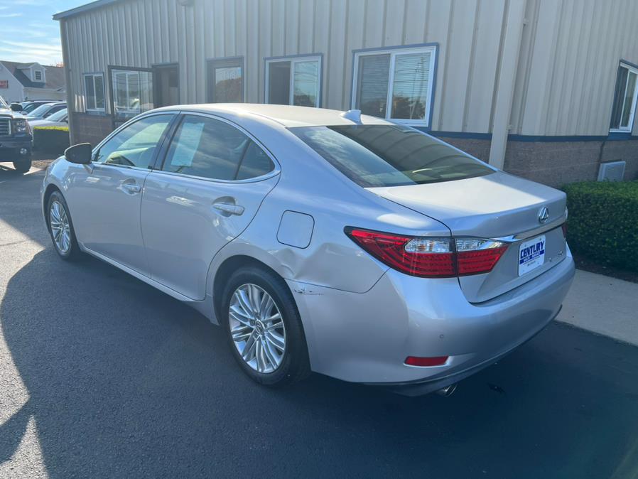 2015 Lexus ES 350 4dr Sdn, available for sale in East Windsor, Connecticut | Century Auto And Truck. East Windsor, Connecticut