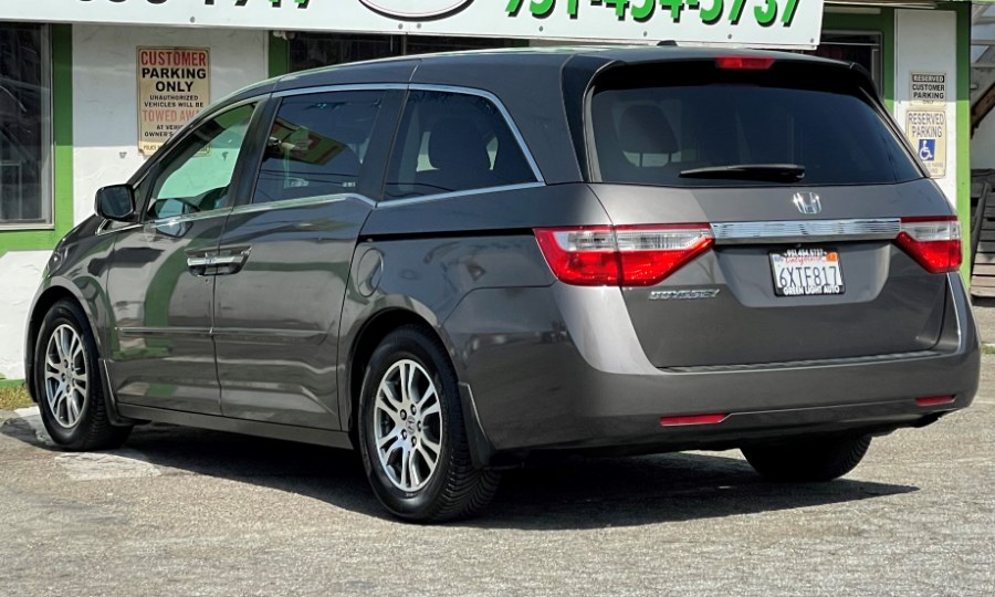 Used Honda Odyssey 5dr EX-L w/Navi 2012 | Green Light Auto. Corona, California Used Honda Odyssey 5dr EX-L w/Navi 2012 | Green Light Auto. Corona, California