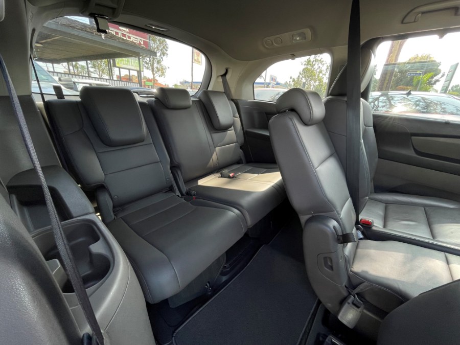 Used Honda Odyssey 5dr EX-L w/Navi 2012 | Green Light Auto. Corona, California Used Honda Odyssey 5dr EX-L w/Navi 2012 | Green Light Auto. Corona, California