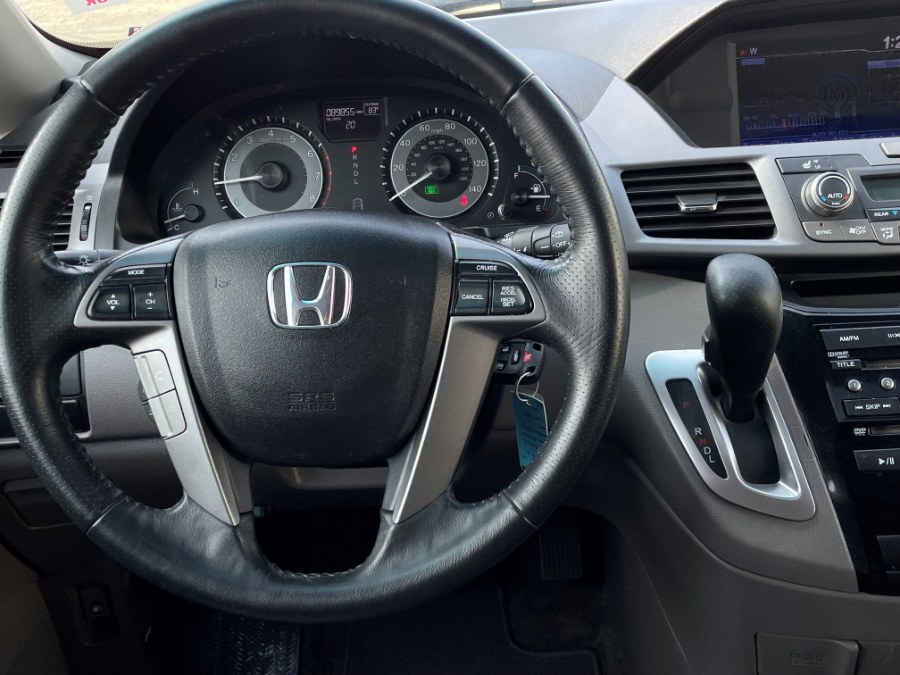 Used Honda Odyssey 5dr EX-L w/Navi 2012 | Green Light Auto. Corona, California Used Honda Odyssey 5dr EX-L w/Navi 2012 | Green Light Auto. Corona, California