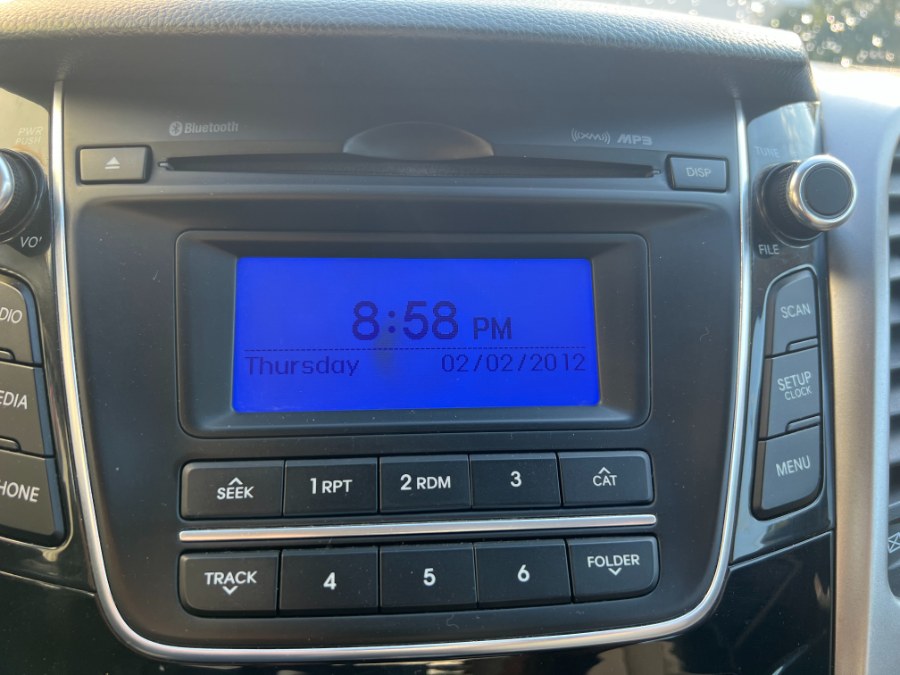 Used Hyundai Elantra GT 5dr HB Auto 2013 | Bristol Auto Center LLC. Bristol, Connecticut Used Hyundai Elantra GT 5dr HB Auto 2013 | Bristol Auto Center LLC. Bristol, Connecticut