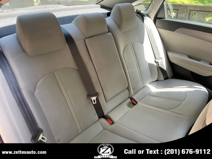 2019 Hyundai Sonata SE 2.4L, available for sale in Jersey City, New Jersey | Zettes Auto Mall. Jersey City, New Jersey 2019 Hyundai Sonata SE 2.4L, available for sale in Jersey City, New Jersey | Zettes Auto Mall. Jersey City, New Jersey