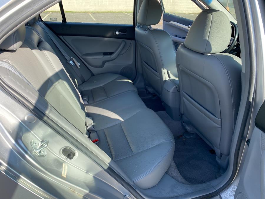 2006 Acura TSX 4dr Sdn AT, available for sale in Hartford, Connecticut | Mecca Auto LLC. Hartford, Connecticut 2006 Acura TSX 4dr Sdn AT, available for sale in Hartford, Connecticut | Mecca Auto LLC. Hartford, Connecticut