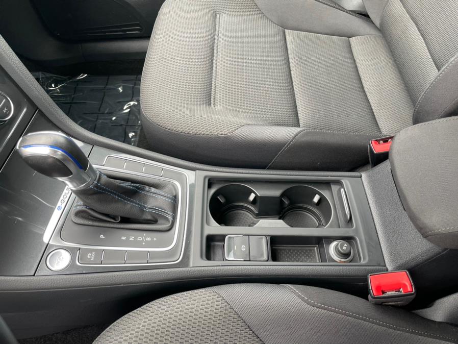 Used Volkswagen e-Golf SE 2019 | Green Light Auto Wholesale. Daly City, California Used Volkswagen e-Golf SE 2019 | Green Light Auto Wholesale. Daly City, California
